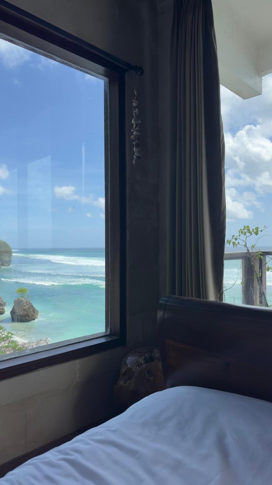 Bale Bingin Beachfront Stay Uluwatu Стая снимка